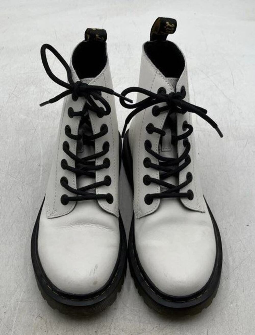 Dr. Martens Luana Womens White Leather 7-Eye Lace Up Combat Boots Size US 7